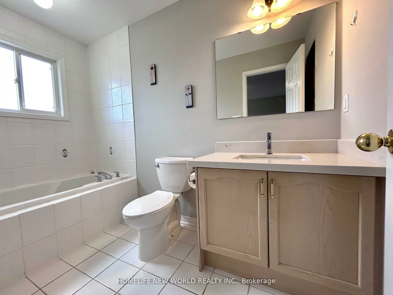 65, Warren Bradley, Berczy, Markham