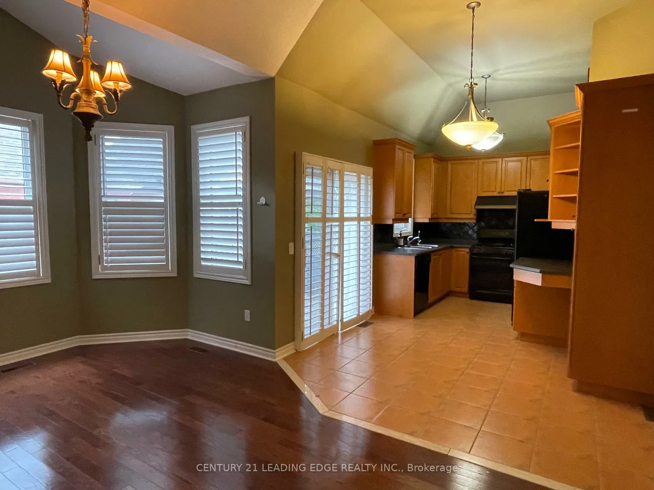 58, Manorwood, Berczy, Markham