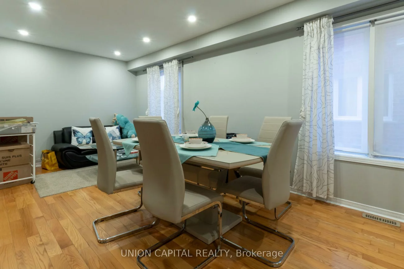 92, Guinevere, Cedarwood, Markham