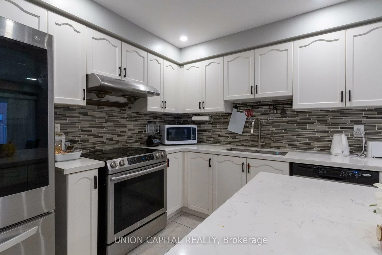 92, Guinevere, Cedarwood, Markham