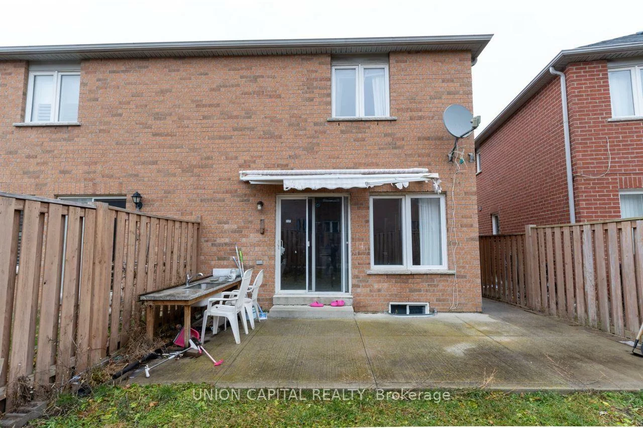 92, Guinevere, Cedarwood, Markham