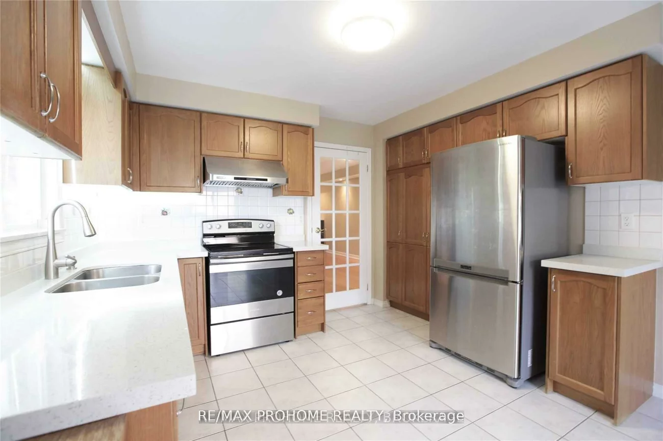 73, Briarcrest, Berczy, Markham