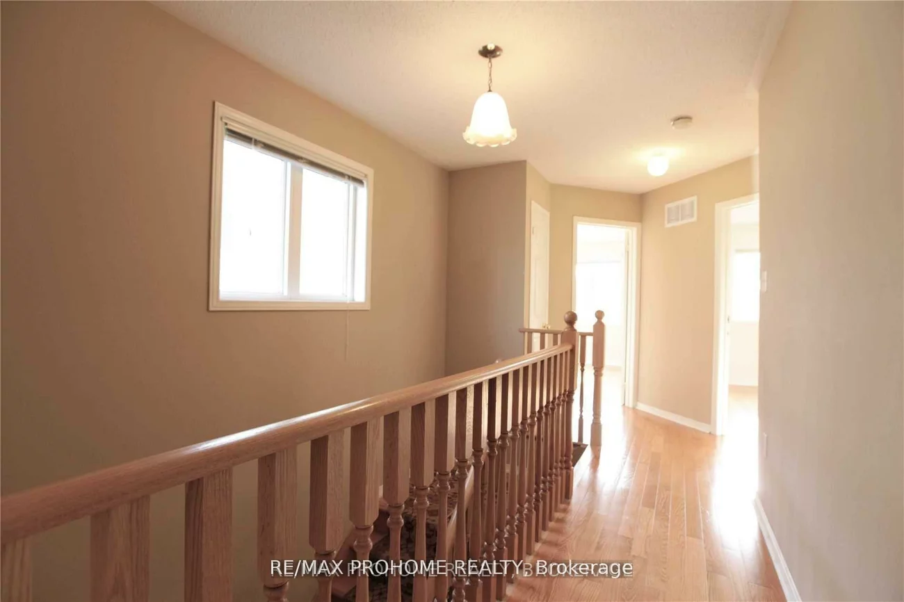 73, Briarcrest, Berczy, Markham
