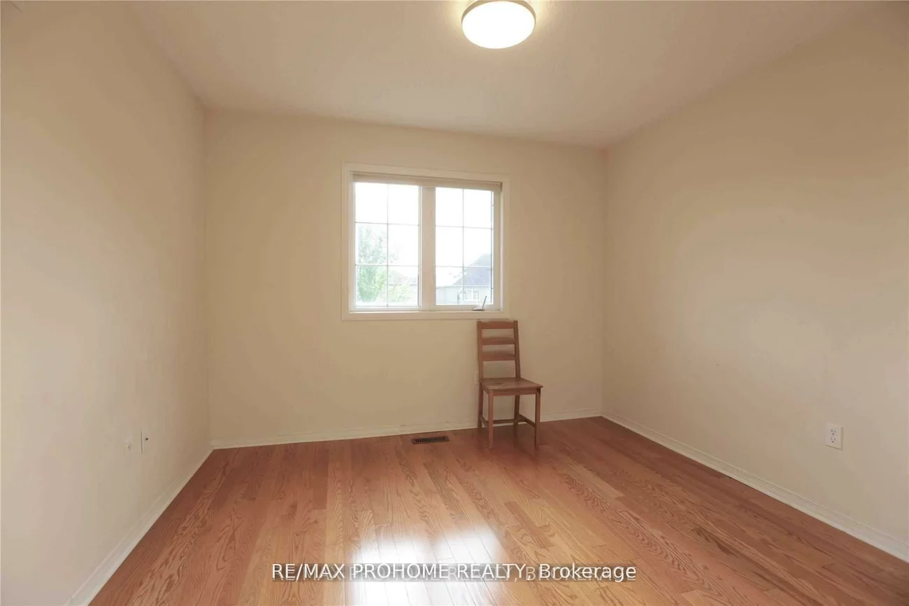 73, Briarcrest, Berczy, Markham