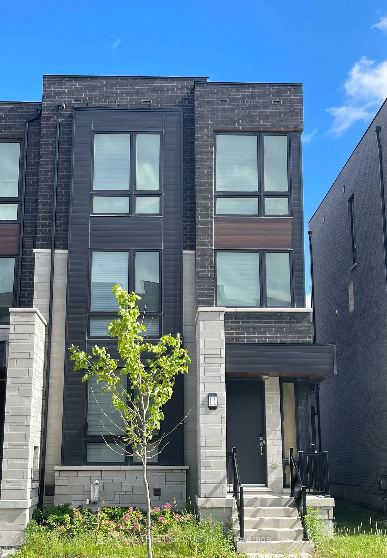 11, Rumney, Victoria Square, Markham