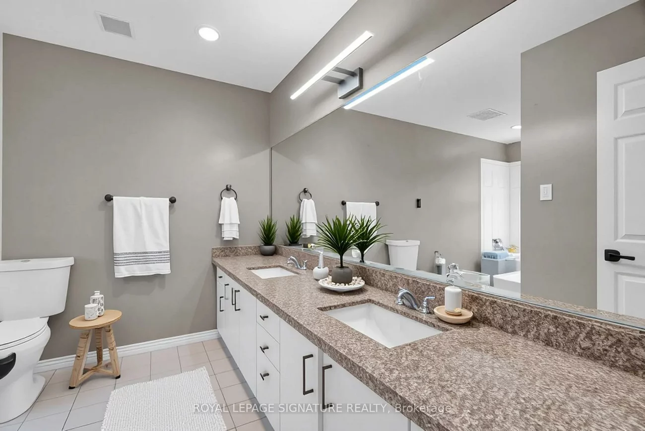 34, Barclay, Bayview Glen, Markham