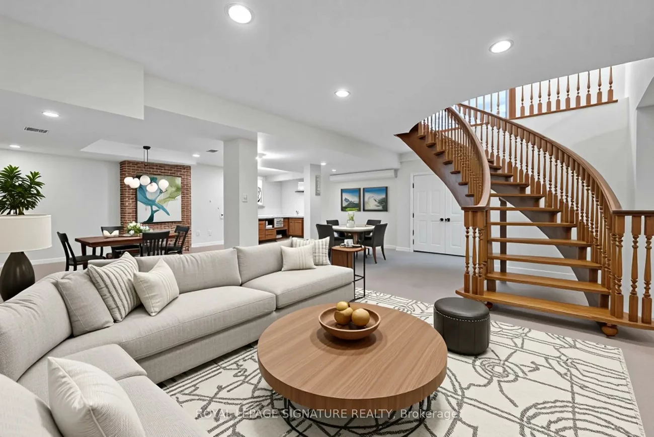 34, Barclay, Bayview Glen, Markham