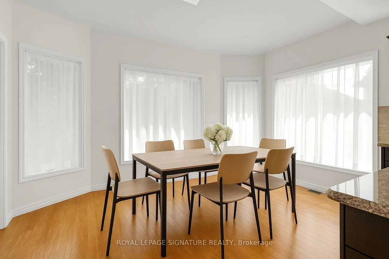 34, Barclay, Bayview Glen, Markham