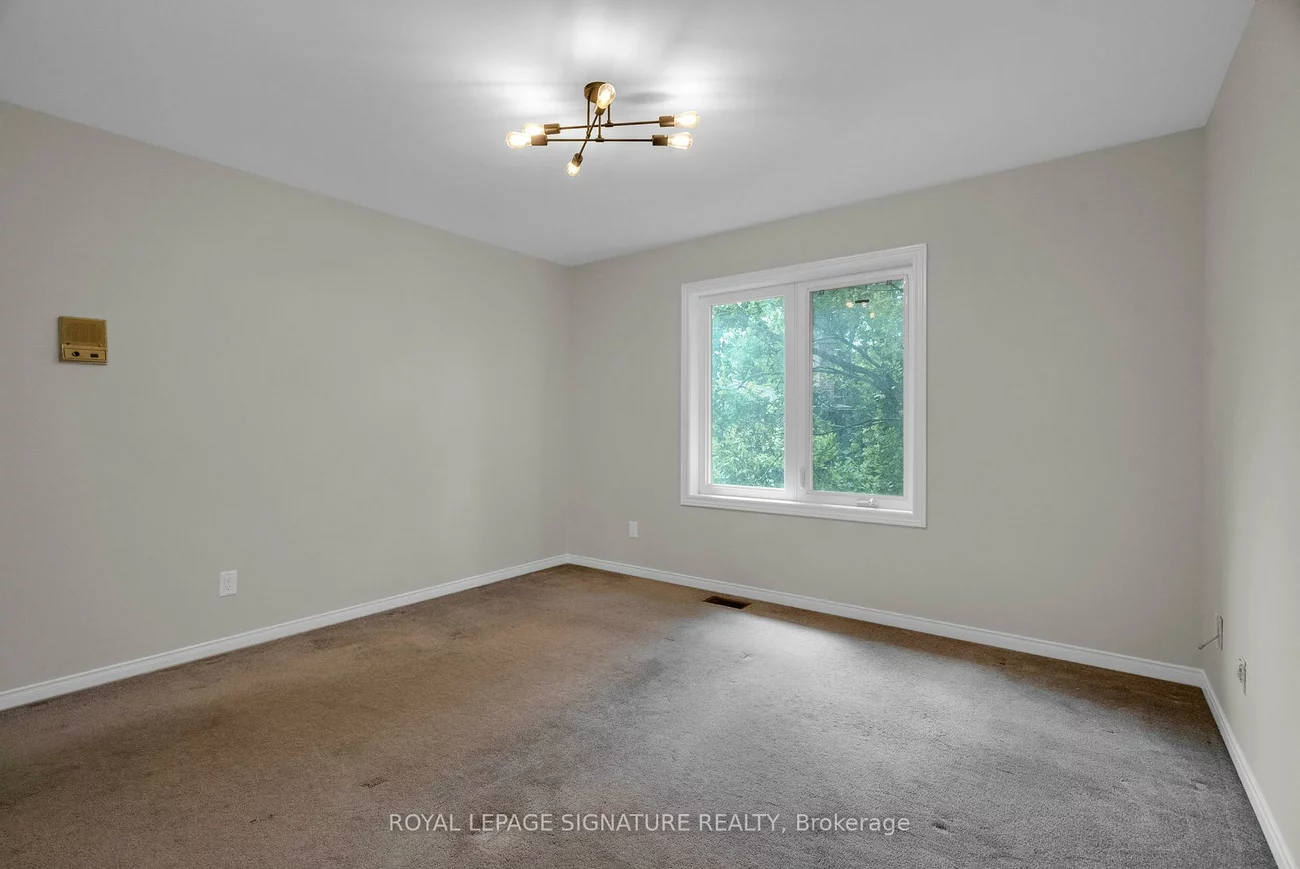 34, Barclay, Bayview Glen, Markham