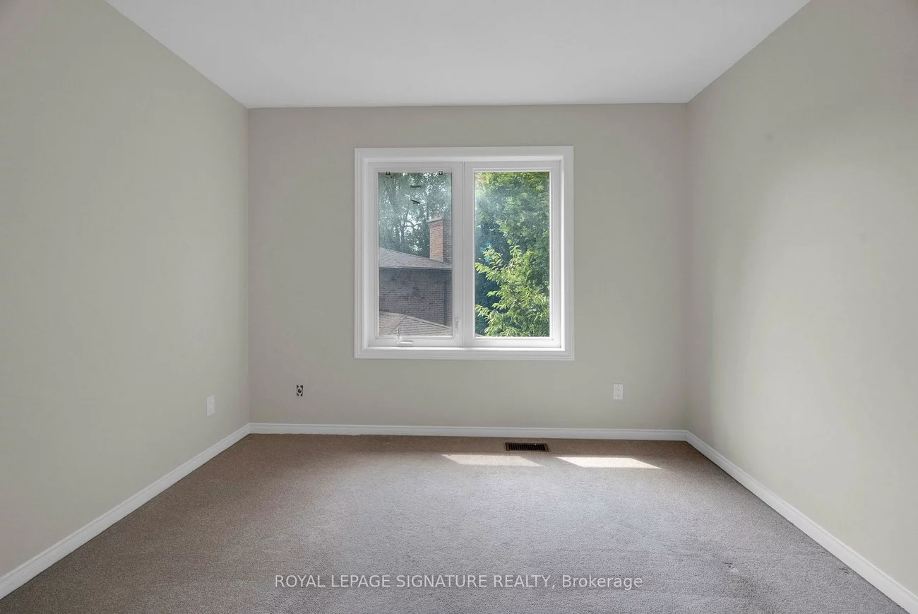 34, Barclay, Bayview Glen, Markham