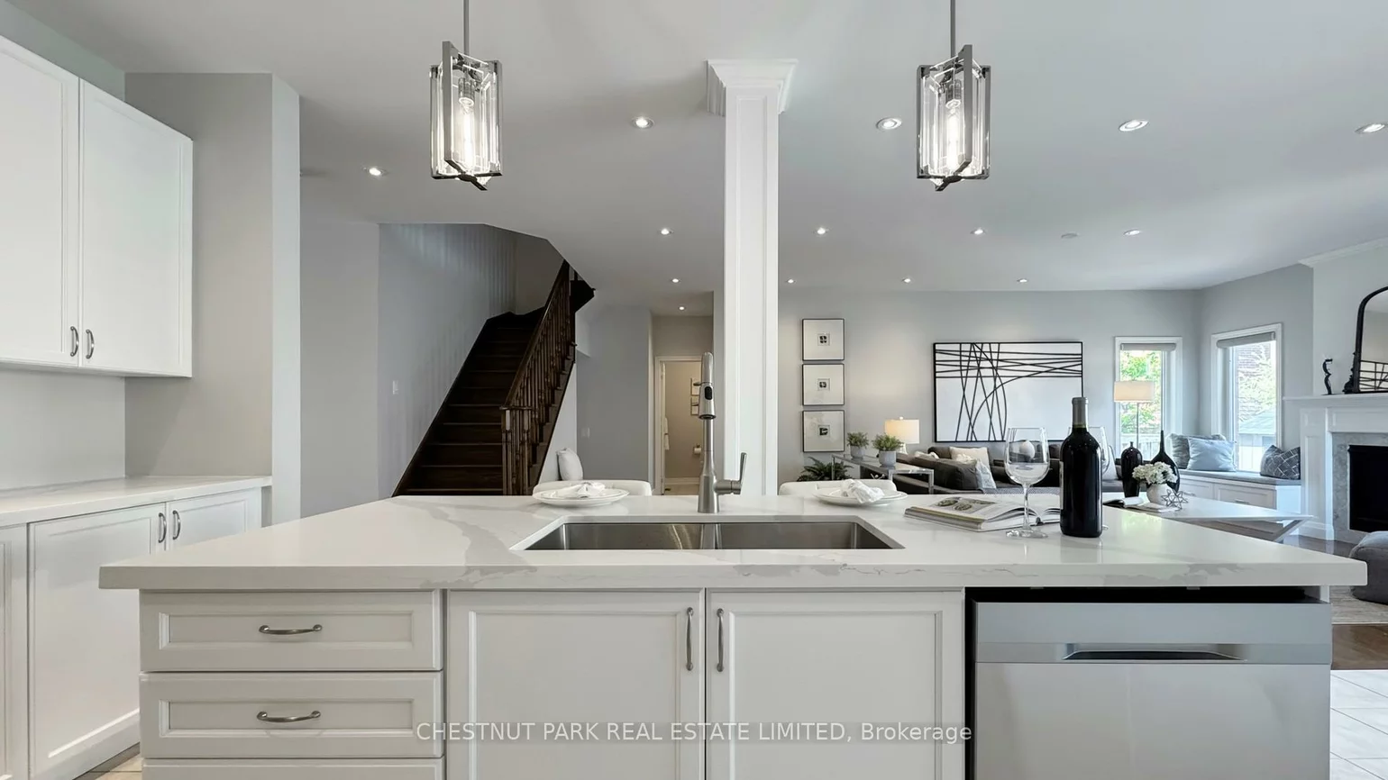 32, Arbour, Greensborough, Markham