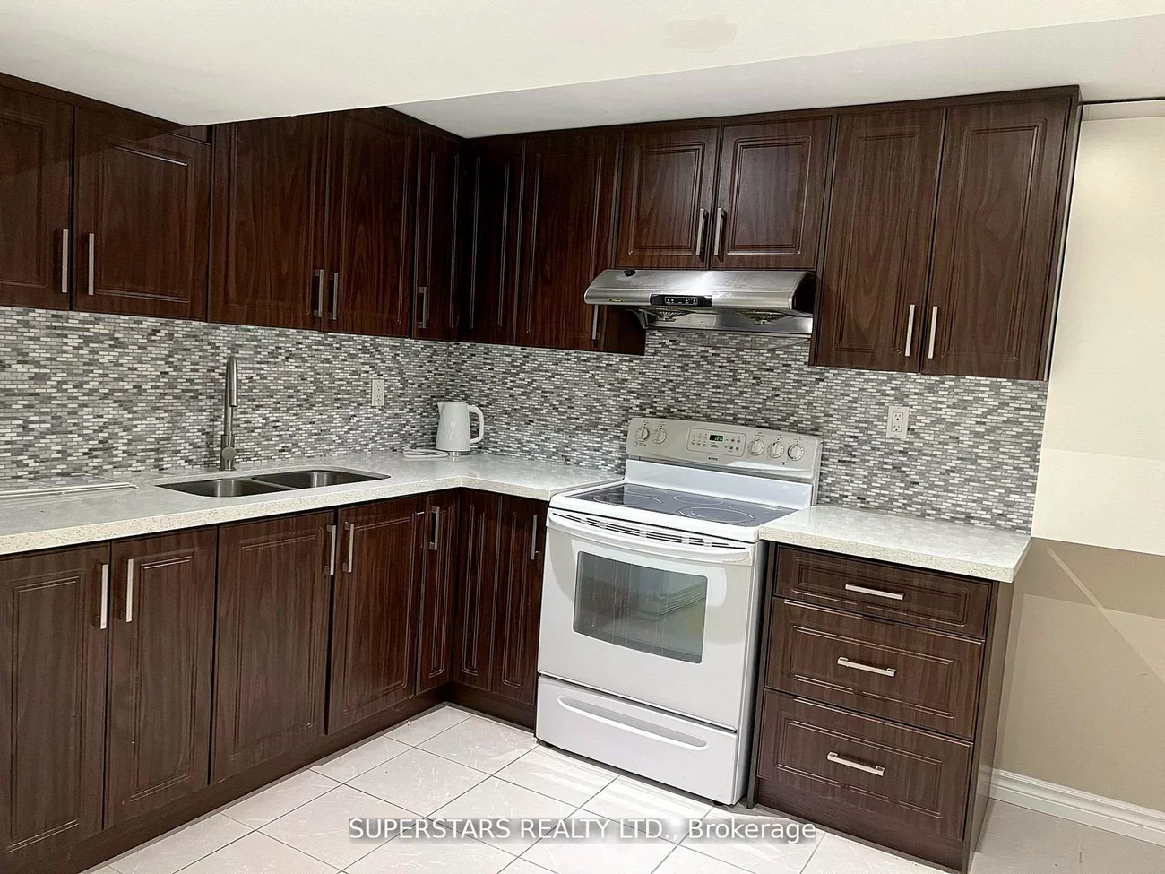 28, Quantum, Middlefield, Markham