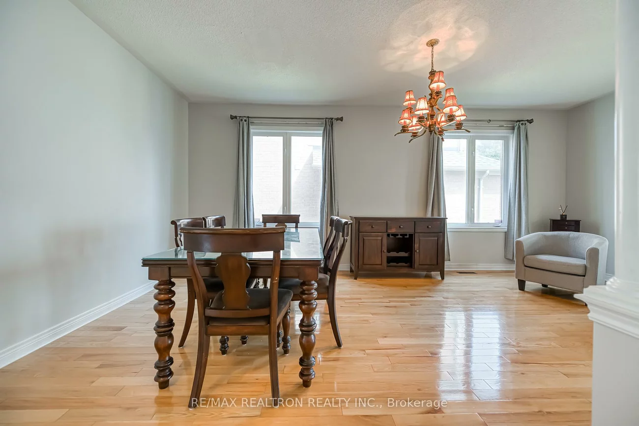 73, Adastra, Victoria Manor-Jennings Gate, Markham