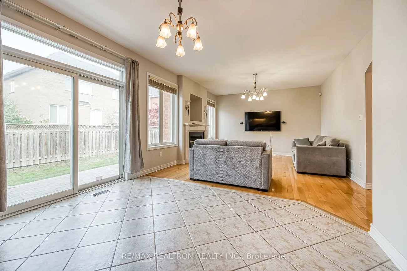 73, Adastra, Victoria Manor-Jennings Gate, Markham
