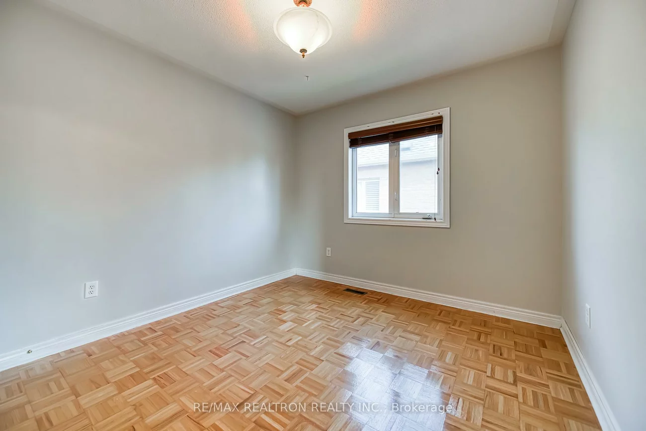 73, Adastra, Victoria Manor-Jennings Gate, Markham