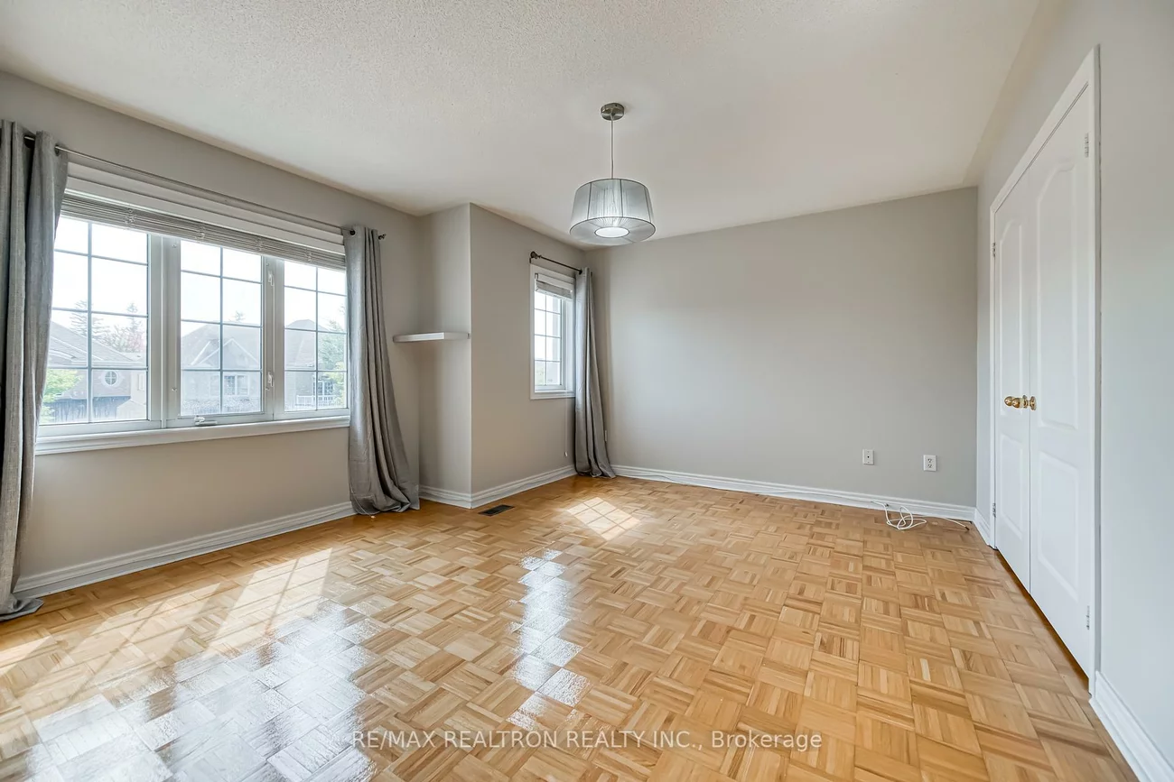 73, Adastra, Victoria Manor-Jennings Gate, Markham