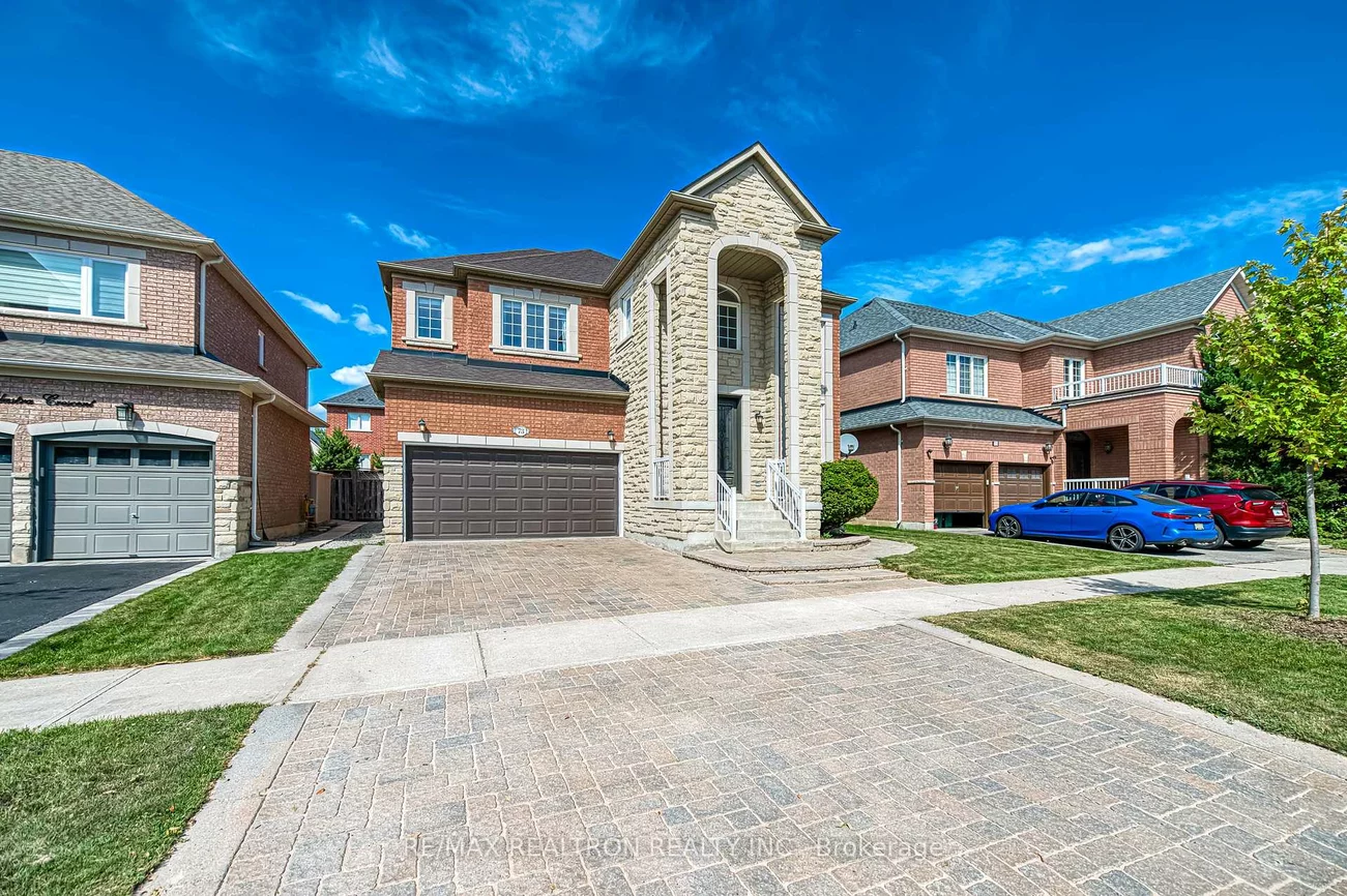 73, Adastra, Victoria Manor-Jennings Gate, Markham