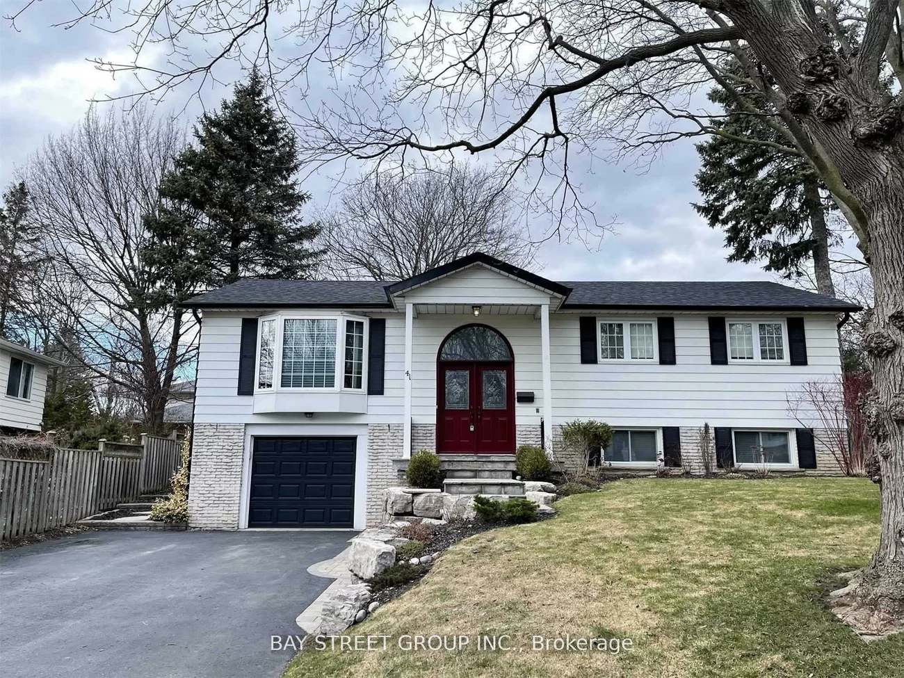 41, Walkerton, Bullock, Markham