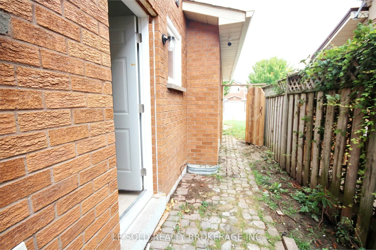 139, Walford, Middlefield, Markham