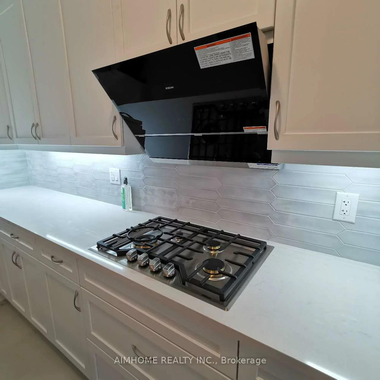 26, Navitas, Victoria Square, Markham