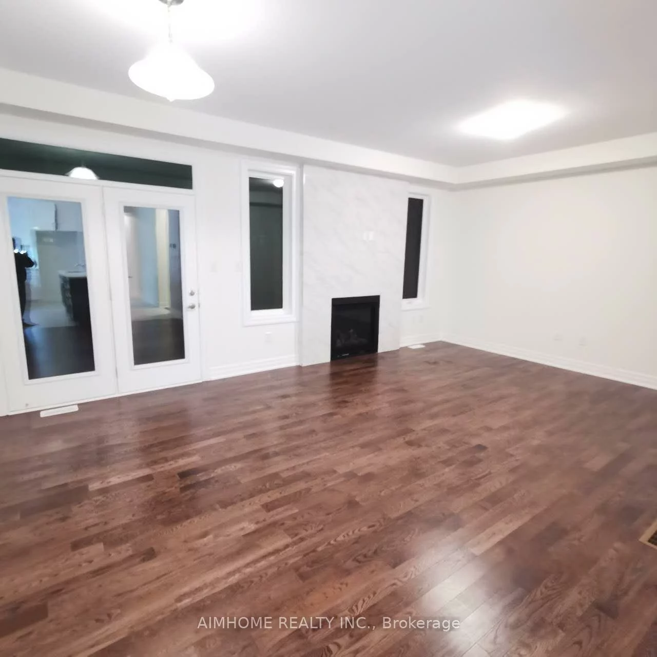 26, Navitas, Victoria Square, Markham