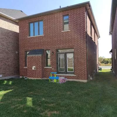 26, Navitas, Victoria Square, Markham