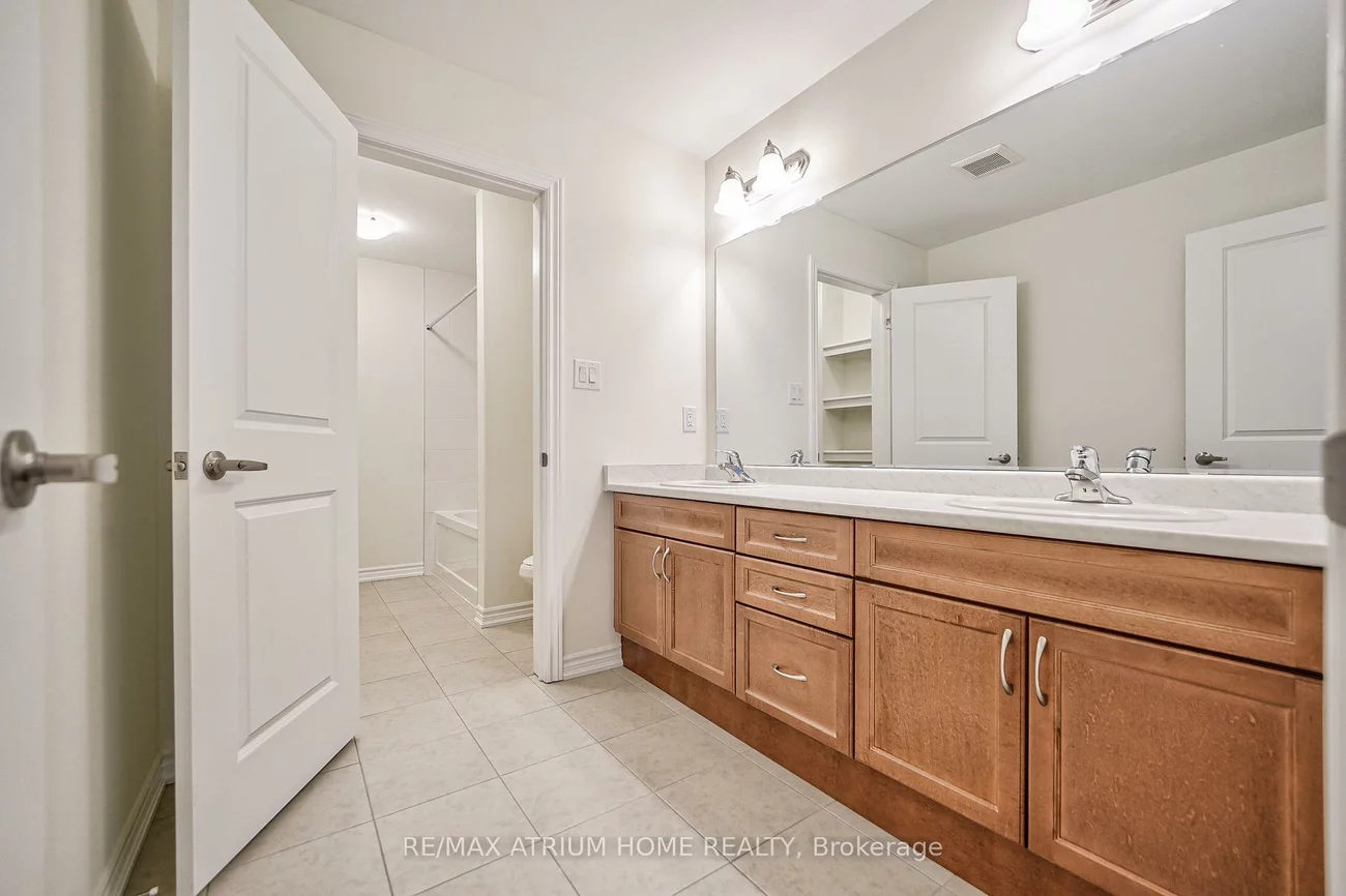 4, Thomas Frisby Jr., Victoria Square, Markham