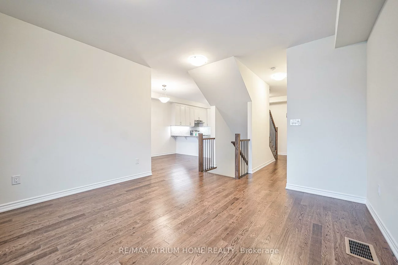 4, Thomas Frisby Jr., Victoria Square, Markham