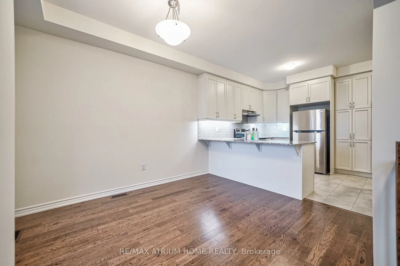 4, Thomas Frisby Jr., Victoria Square, Markham