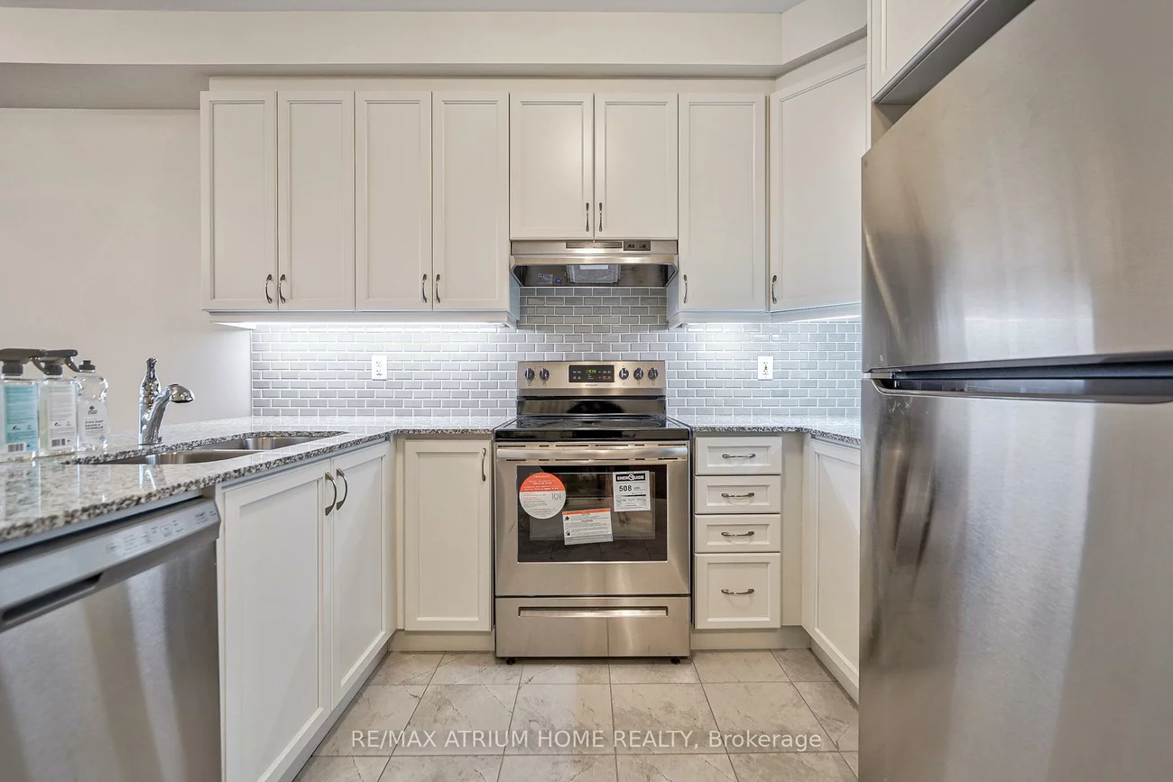 4, Thomas Frisby Jr., Victoria Square, Markham