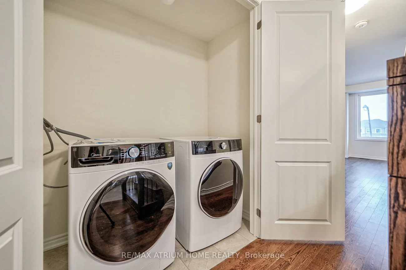 4, Thomas Frisby Jr., Victoria Square, Markham