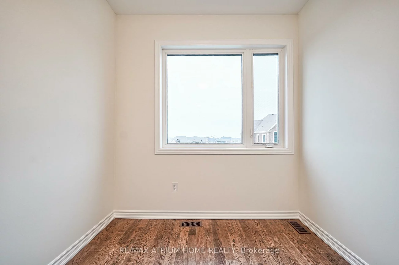 4, Thomas Frisby Jr., Victoria Square, Markham