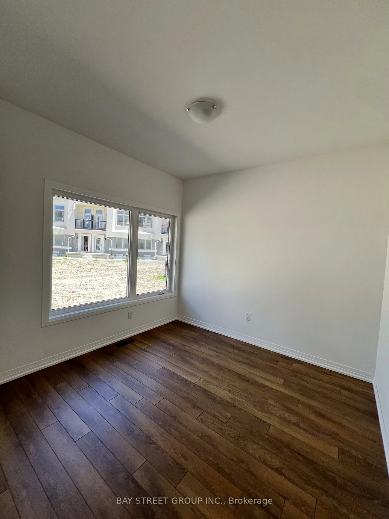 25, Albert Firman, Cachet, Markham