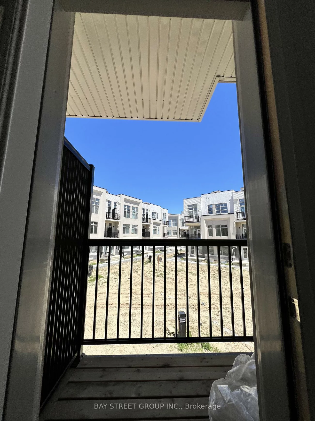 25, Albert Firman, Cachet, Markham