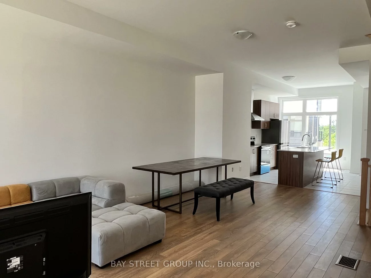 25, Albert Firman, Cachet, Markham