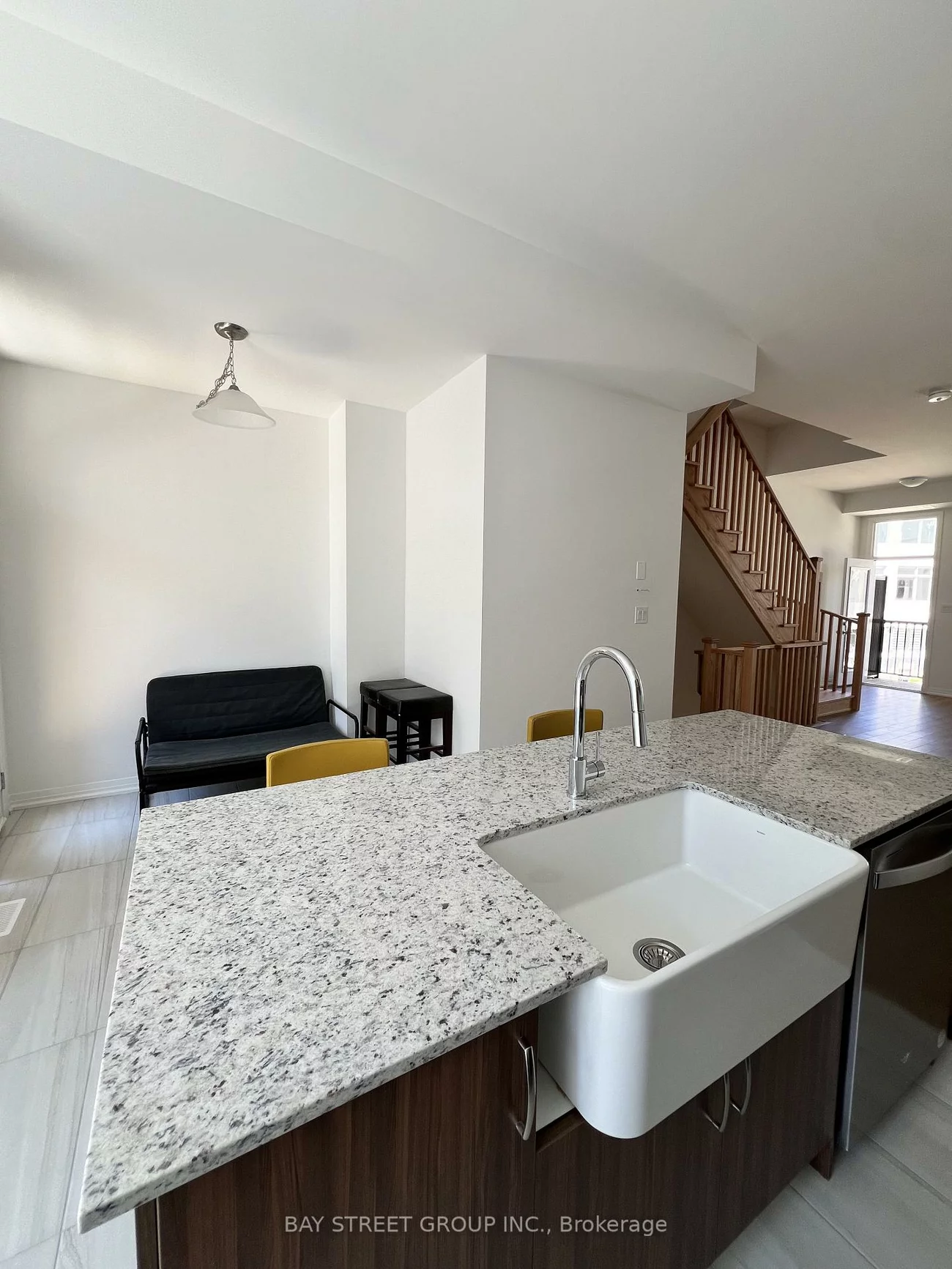 25, Albert Firman, Cachet, Markham