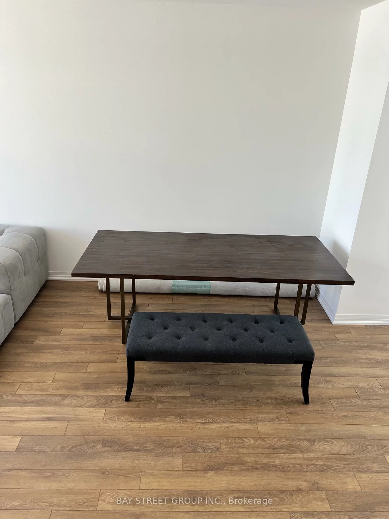 25, Albert Firman, Cachet, Markham