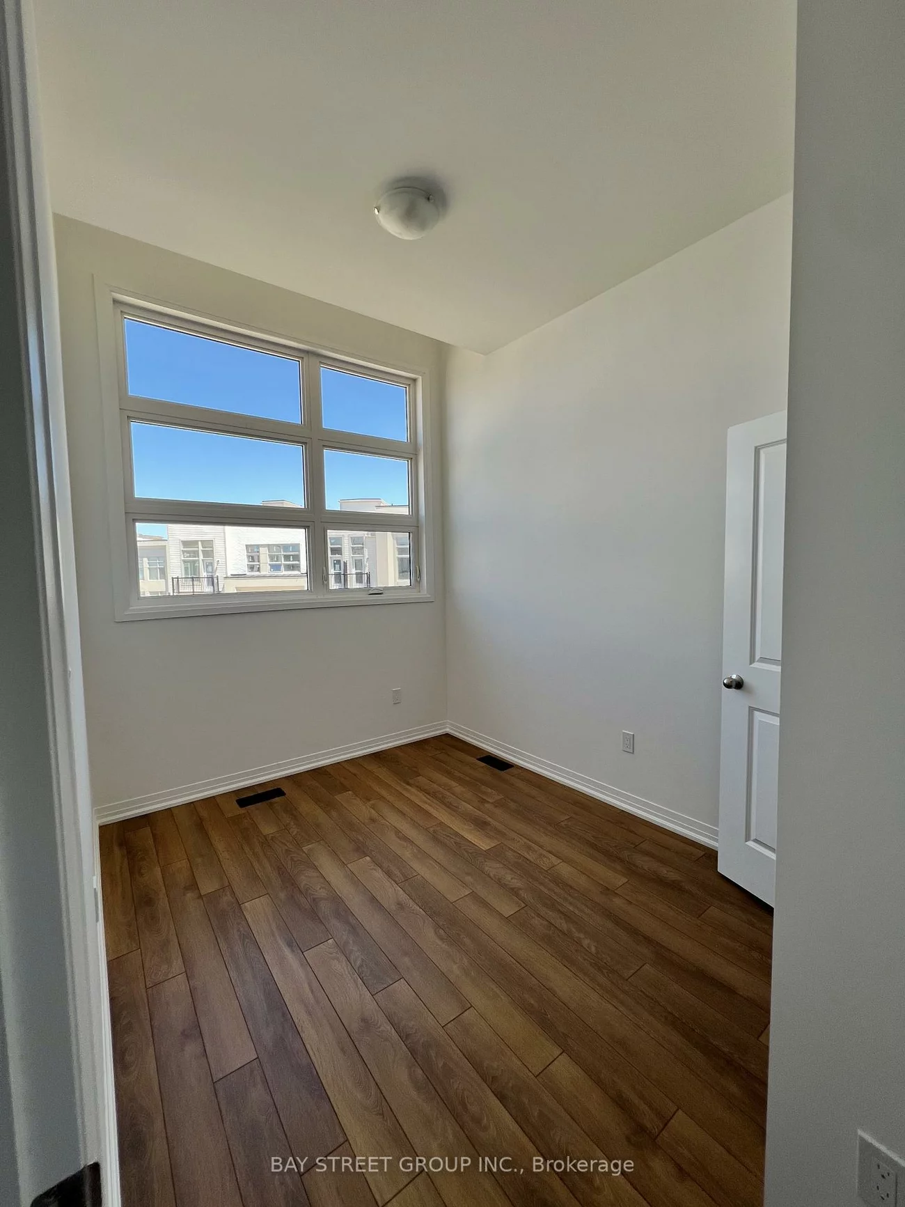 25, Albert Firman, Cachet, Markham