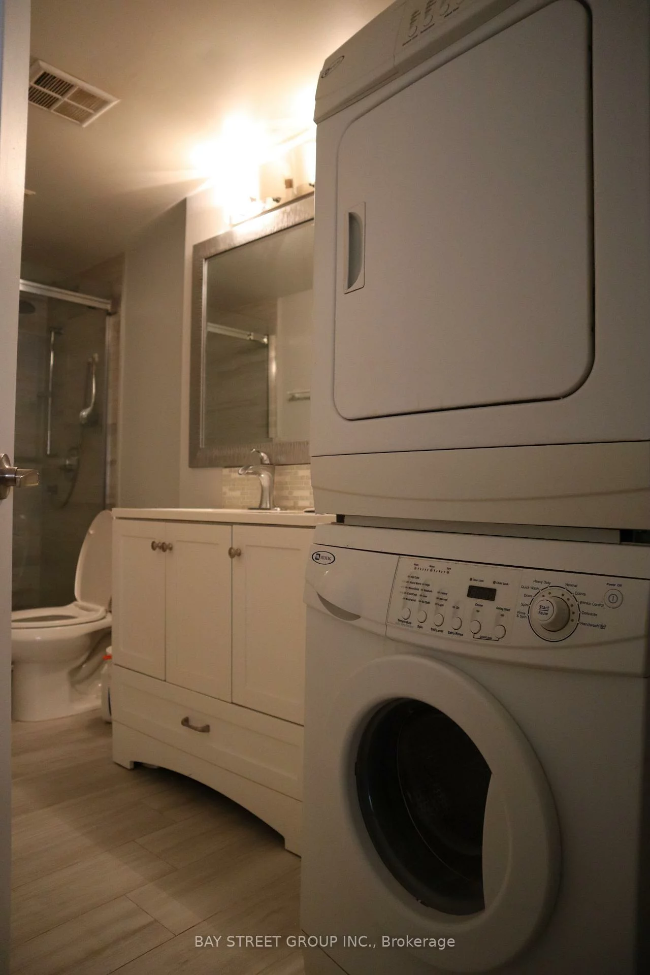 127, Galleria, Commerce Valley, Markham