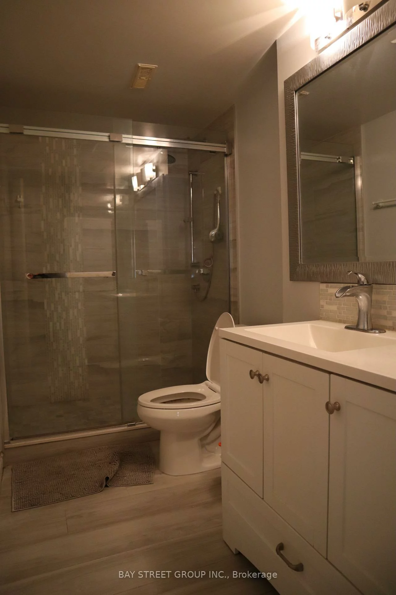 127, Galleria, Commerce Valley, Markham