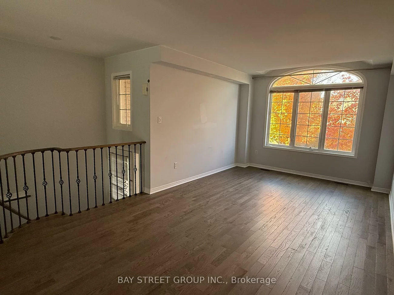 127, Galleria, Commerce Valley, Markham