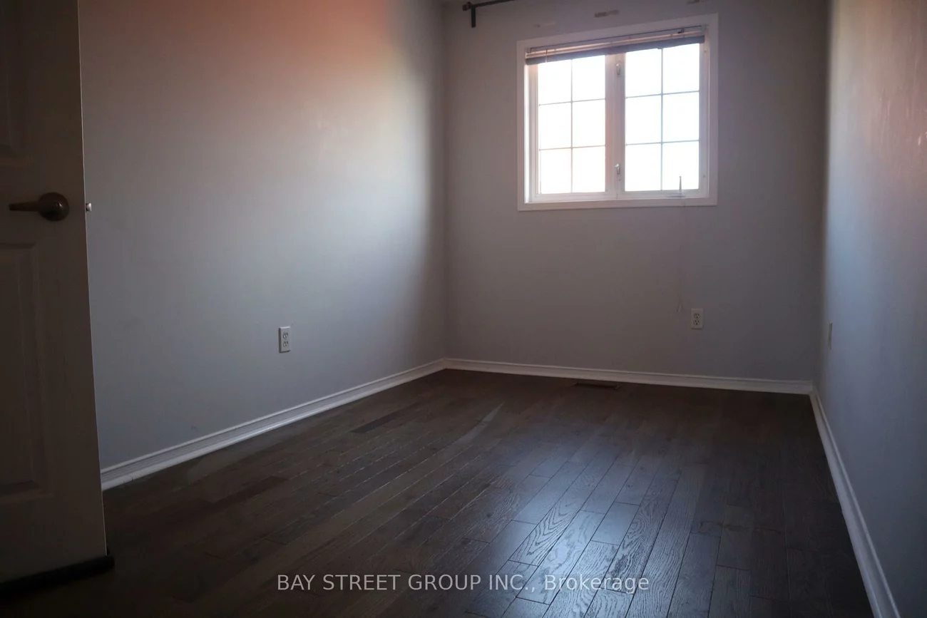 127, Galleria, Commerce Valley, Markham