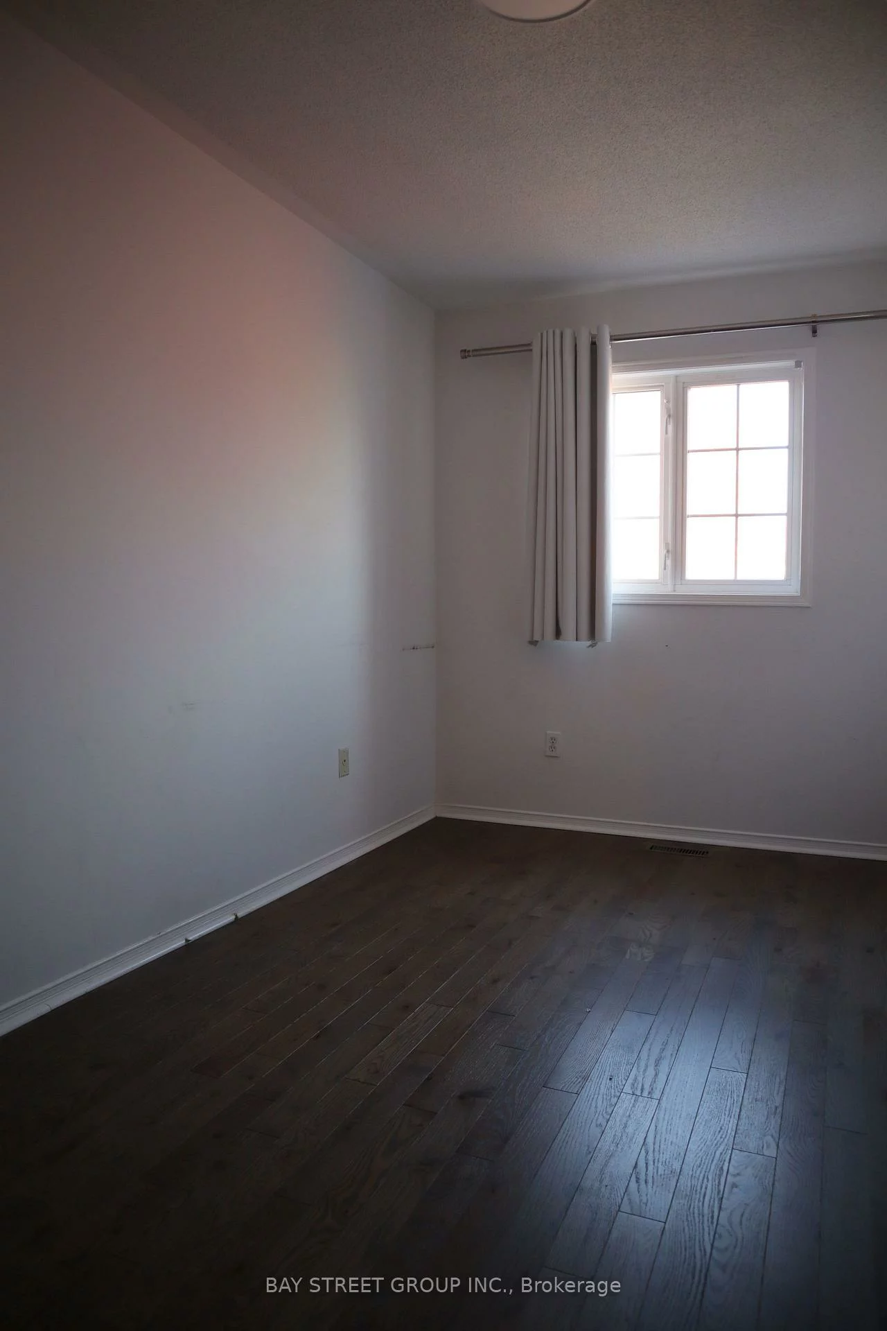 127, Galleria, Commerce Valley, Markham