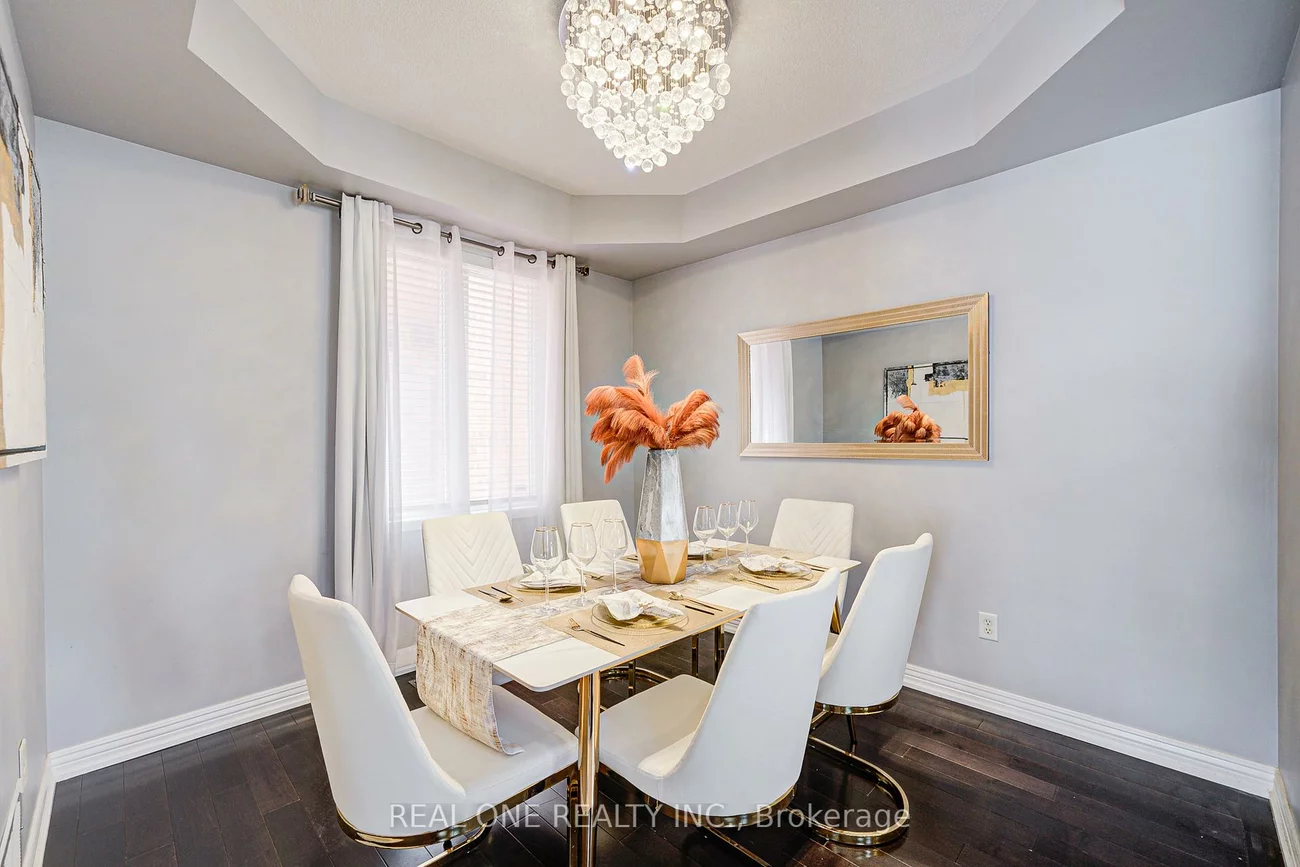 35, Ridgecrest, Berczy, Markham