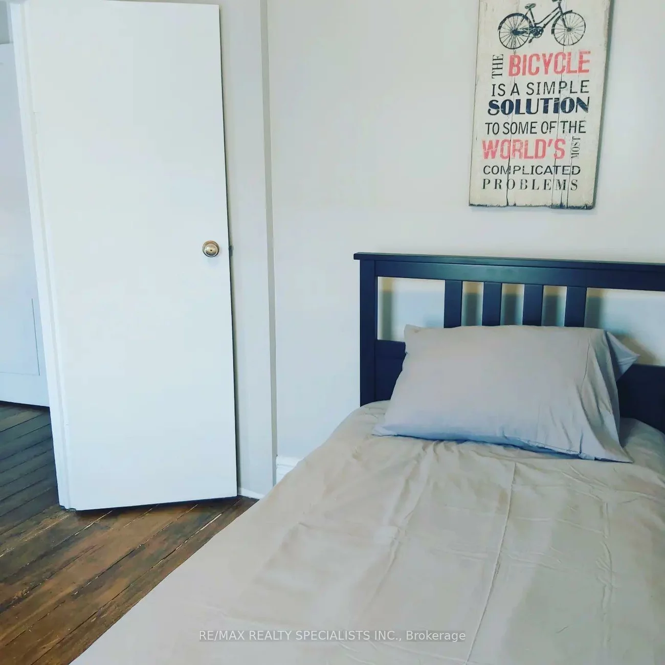 17, Wilson, Old Markham Village, Markham