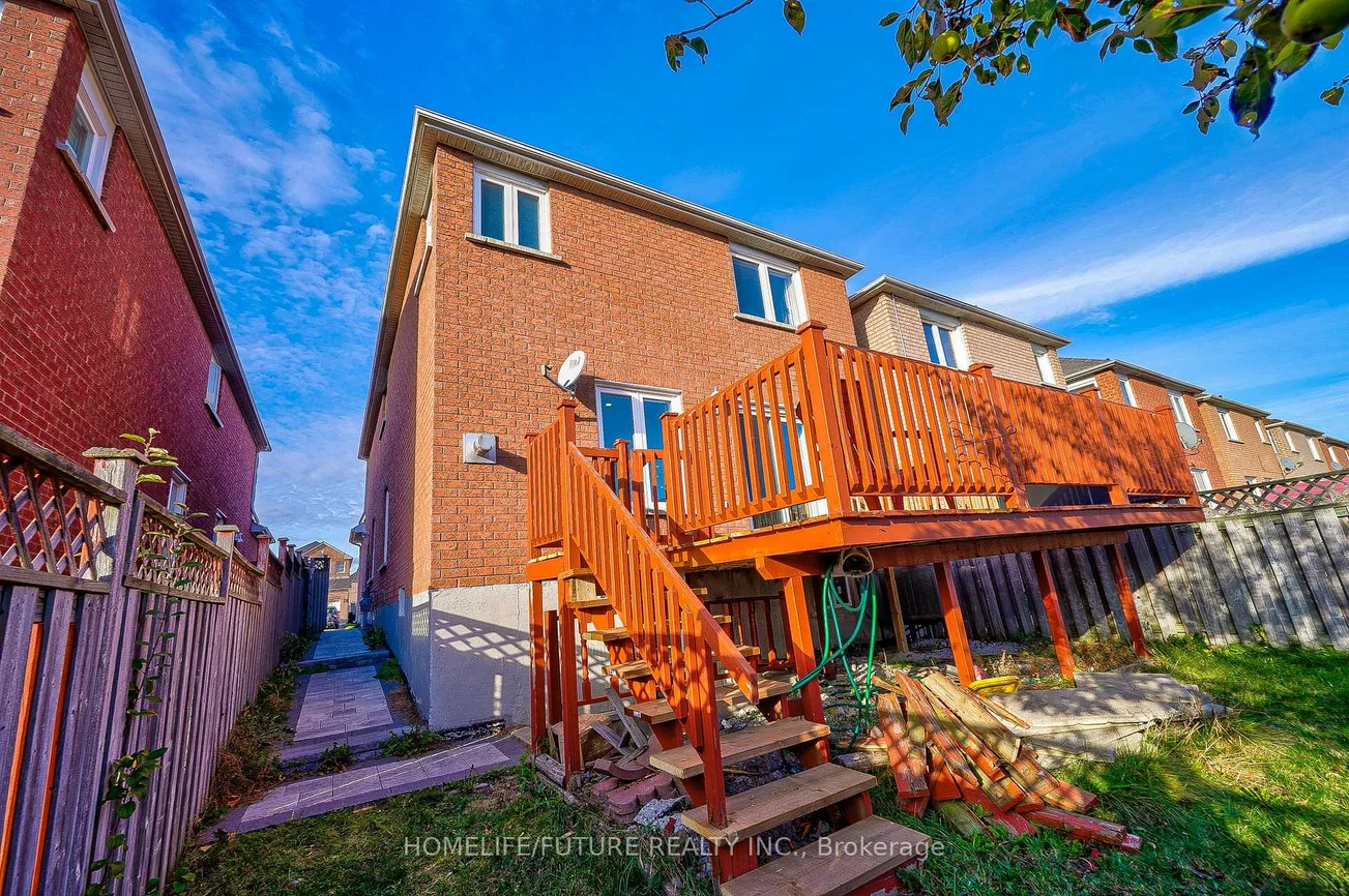 74, Kruger, Middlefield, Markham