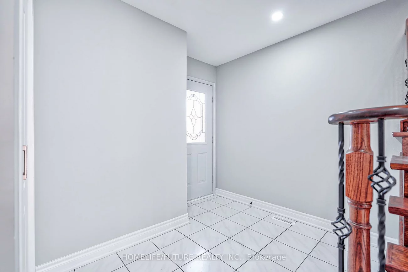 74, Kruger, Middlefield, Markham