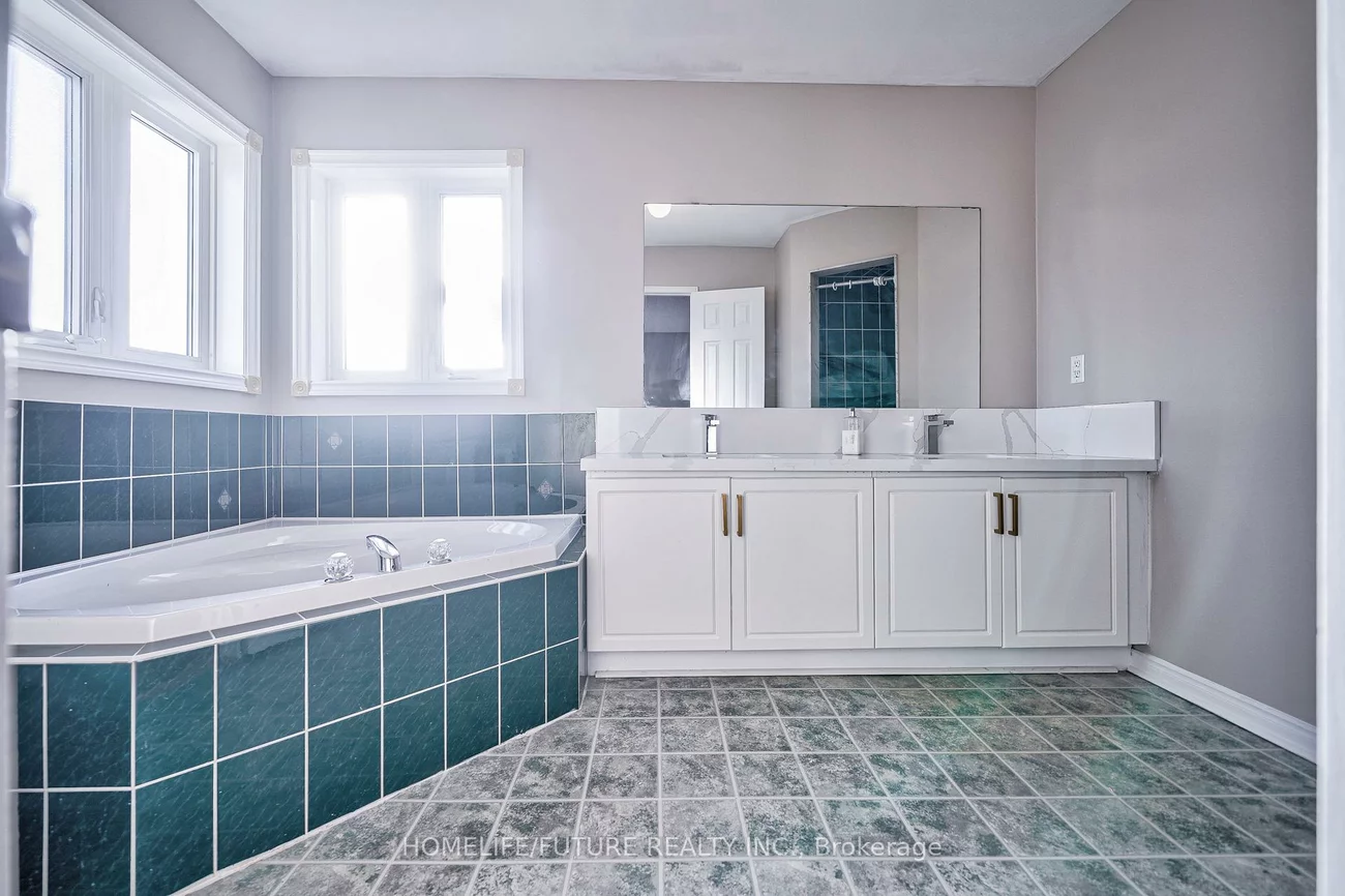 74, Kruger, Middlefield, Markham