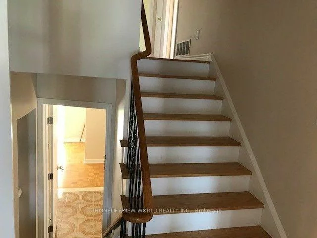 33, Pheasant Valley, Thornhill, Markham