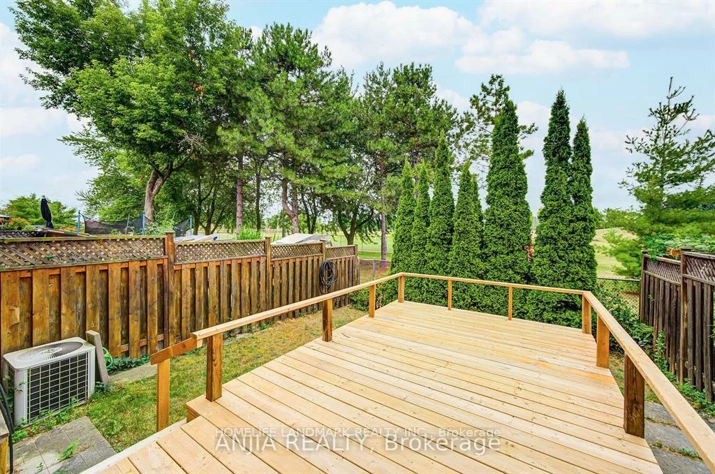 203, Milliken Meadows, Milliken Mills West, Markham